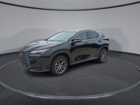 Used 2024 Lexus NX 250 FWD w/ Cold Area Package image 4