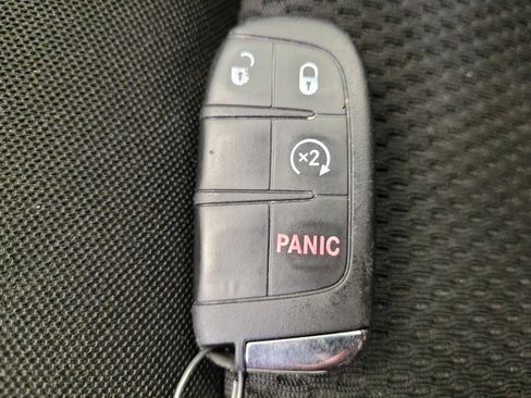 Used 2019 Jeep Renegade Altitude w/ Quick Order Package 22M image 32