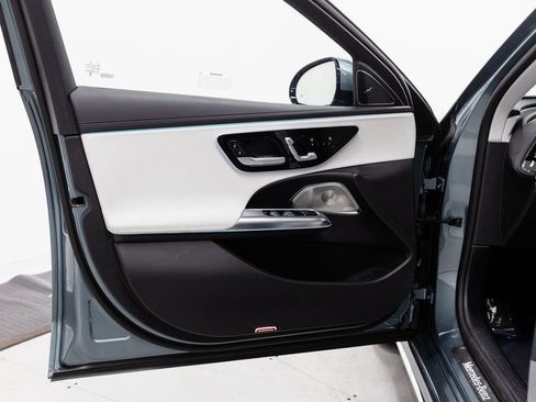 Certified 2024 Mercedes-Benz E 350 4MATIC Sedan image 5
