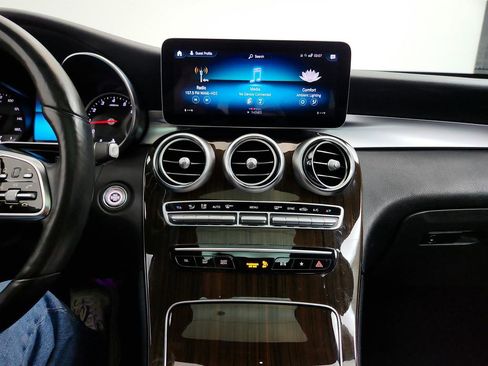 Used 2020 Mercedes-Benz GLC 300 4MATIC w/ Parking Assistance Package image 20