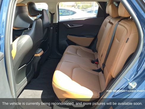 Used 2025 Kia EV6 Wind RWD image 12