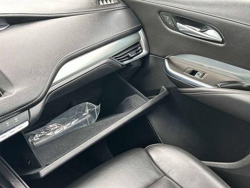 Used 2023 Cadillac XT4 Premium Luxury AWD/4WD image 32