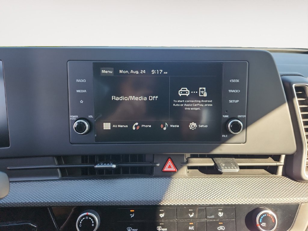 Used 2024 Kia Sportage LX AWD/4WD image 15