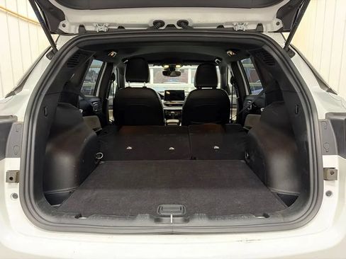 Used 2025 Jeep Compass Limited AWD/4WD image 14