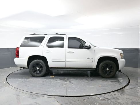 Used 2011 Chevrolet Tahoe LT image 4