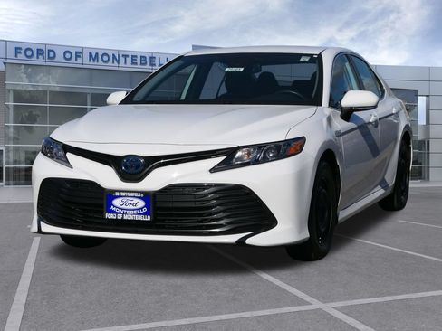 Used 2020 Toyota Camry LE w/ Fleet Convenience Package FWD image 7