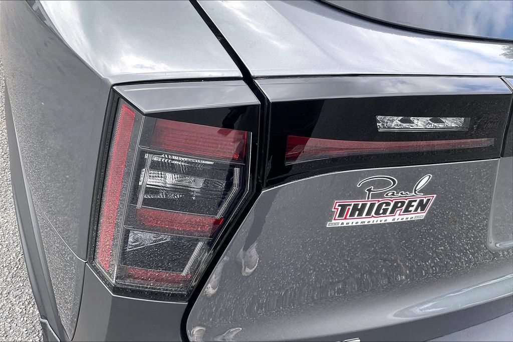 Used 2025 Nissan Kicks SV w/ SV Premium Package FWD image 30