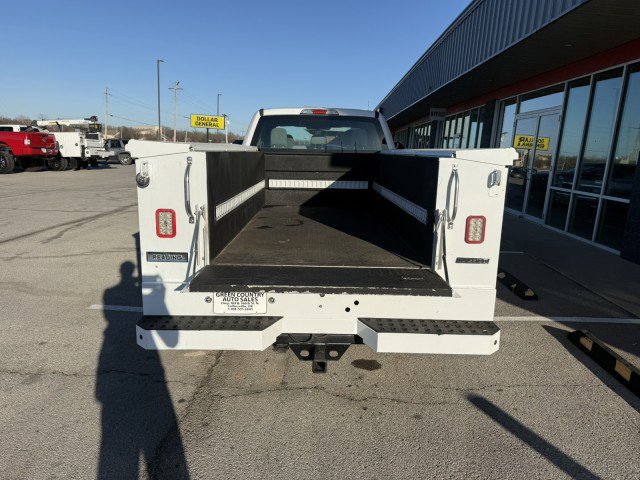 Used 2019 Ford F350 XL w/ Power Equipment Group RWD image 5