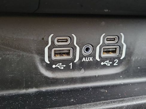 Used 2022 RAM 1500 Big Horn AWD/4WD image 36