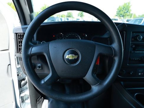 Used 2021 Chevrolet Express 2500 RWD image 12