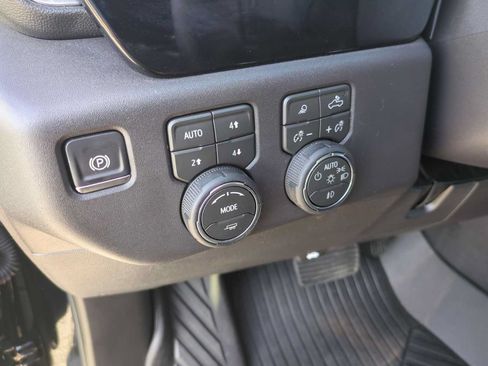 Used 2026 Chevrolet Silverado 1500 LT Trail Boss w/ Safety Package AWD/4WD image 34