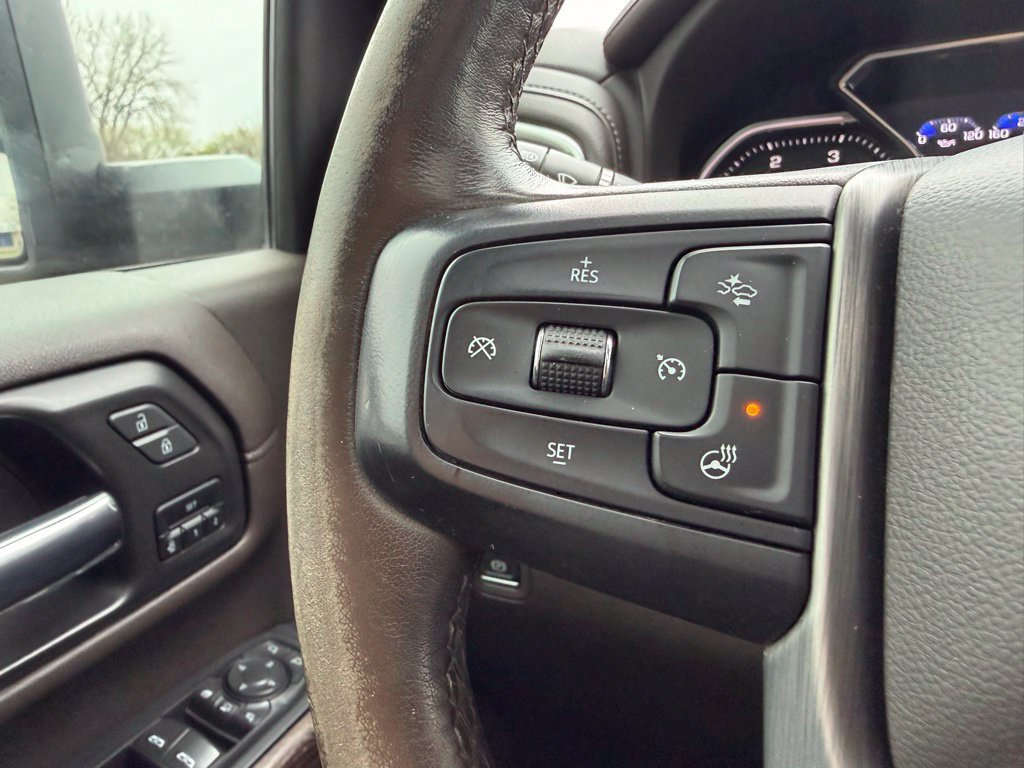 Used 2022 GMC Sierra 2500 Denali w/ Denali Black Diamond Edition AWD/4WD image 37