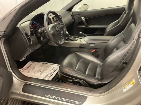 Used 2007 Chevrolet Corvette Convertible w/ Preferred Equipment Group RWD image 4