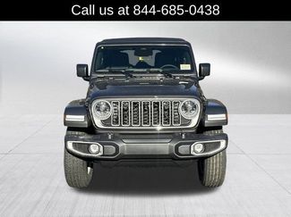 New 2026 Jeep Wrangler Unlimited Sahara AWD/4WD video 2