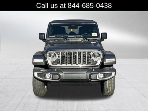 New 2026 Jeep Wrangler Unlimited Sahara AWD/4WD image 2