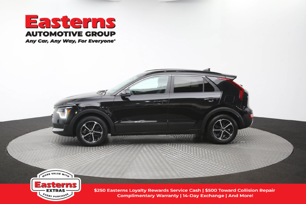 Used 2024 Kia Niro LX FWD image 59