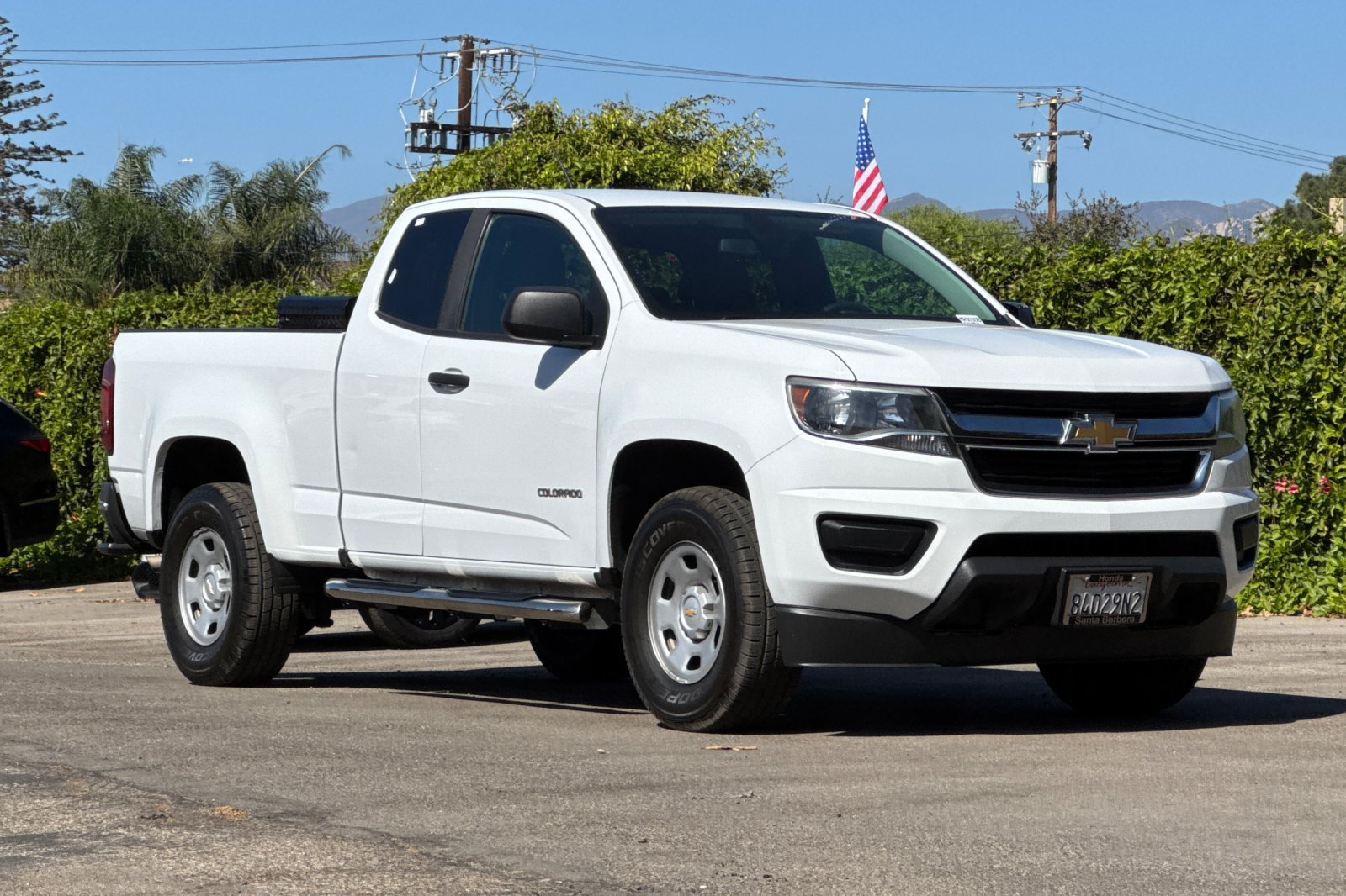 Used 2019 Chevrolet Colorado W/T RWD image 2