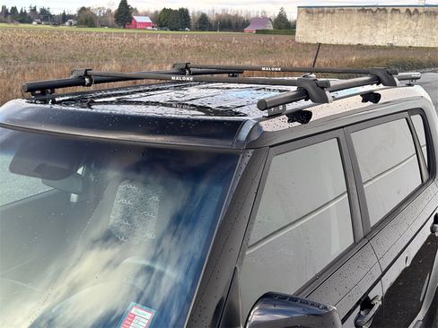 Used 2011 Kia Soul + w/ Audio Pkg image 27