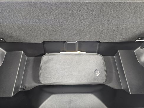 Used 2024 Rivian R1S Adventure AWD/4WD image 14