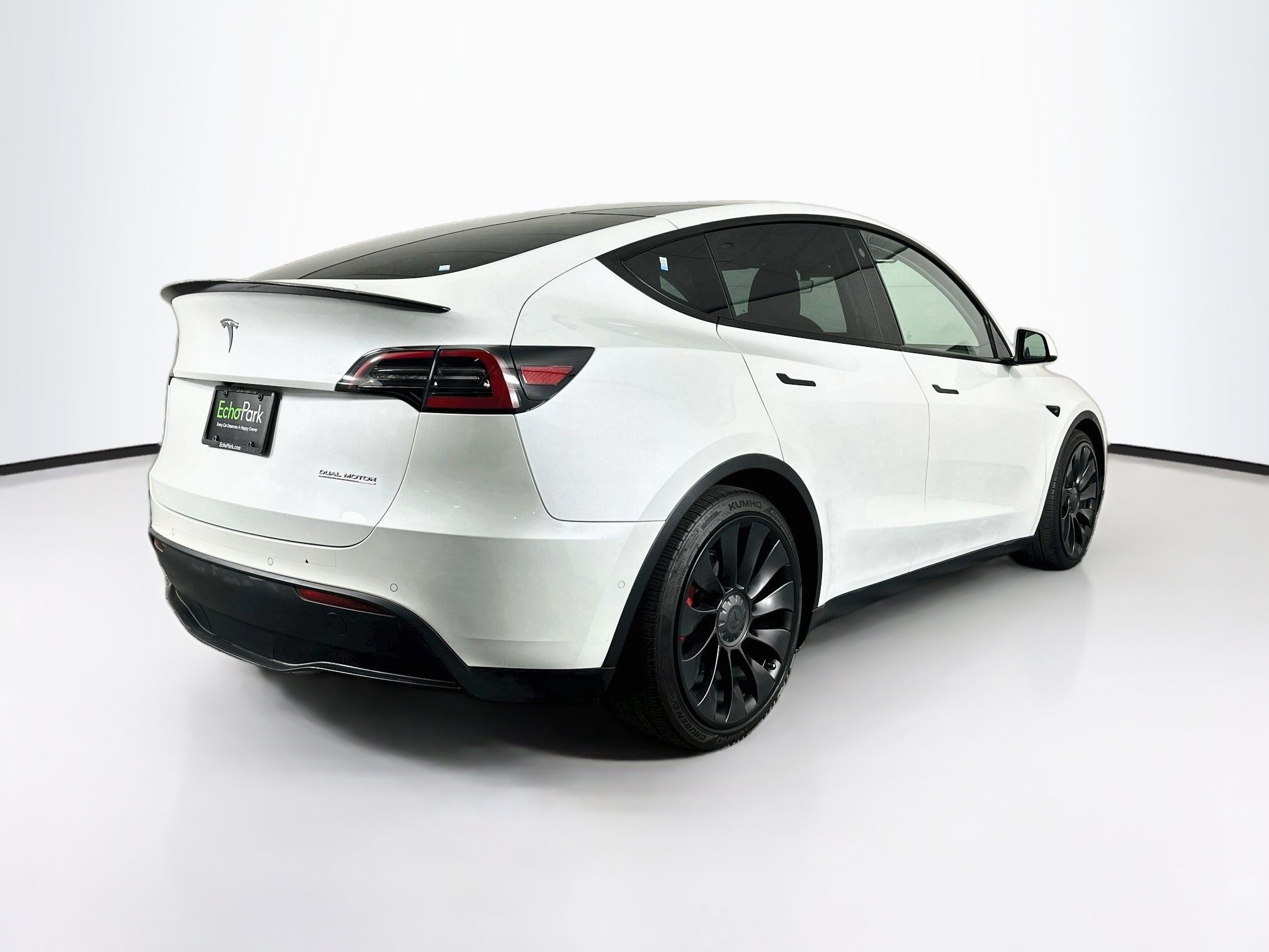 Used 2022 Tesla Model Y Performance AWD/4WD image 9
