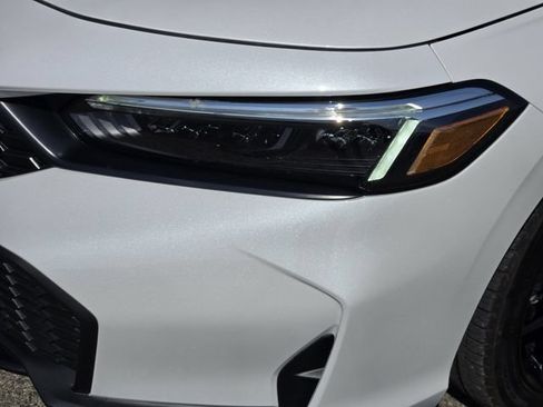 Used 2025 Honda Civic Sport image 8