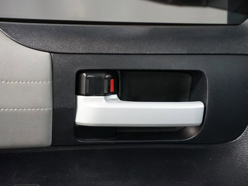 Used 2019 Toyota Tundra Limited image 31