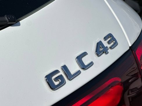 Used 2025 Mercedes-Benz GLC 43 AMG 4MATIC image 12