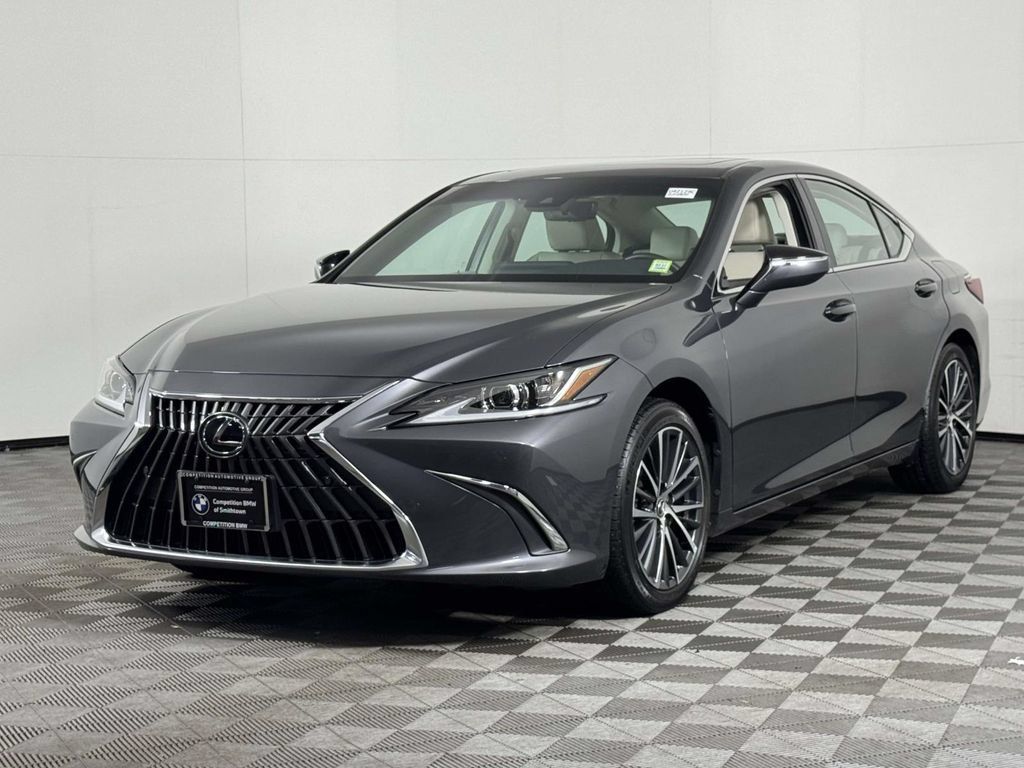 Used 2024 Lexus ES 350 w/ Premium Package FWD image 7