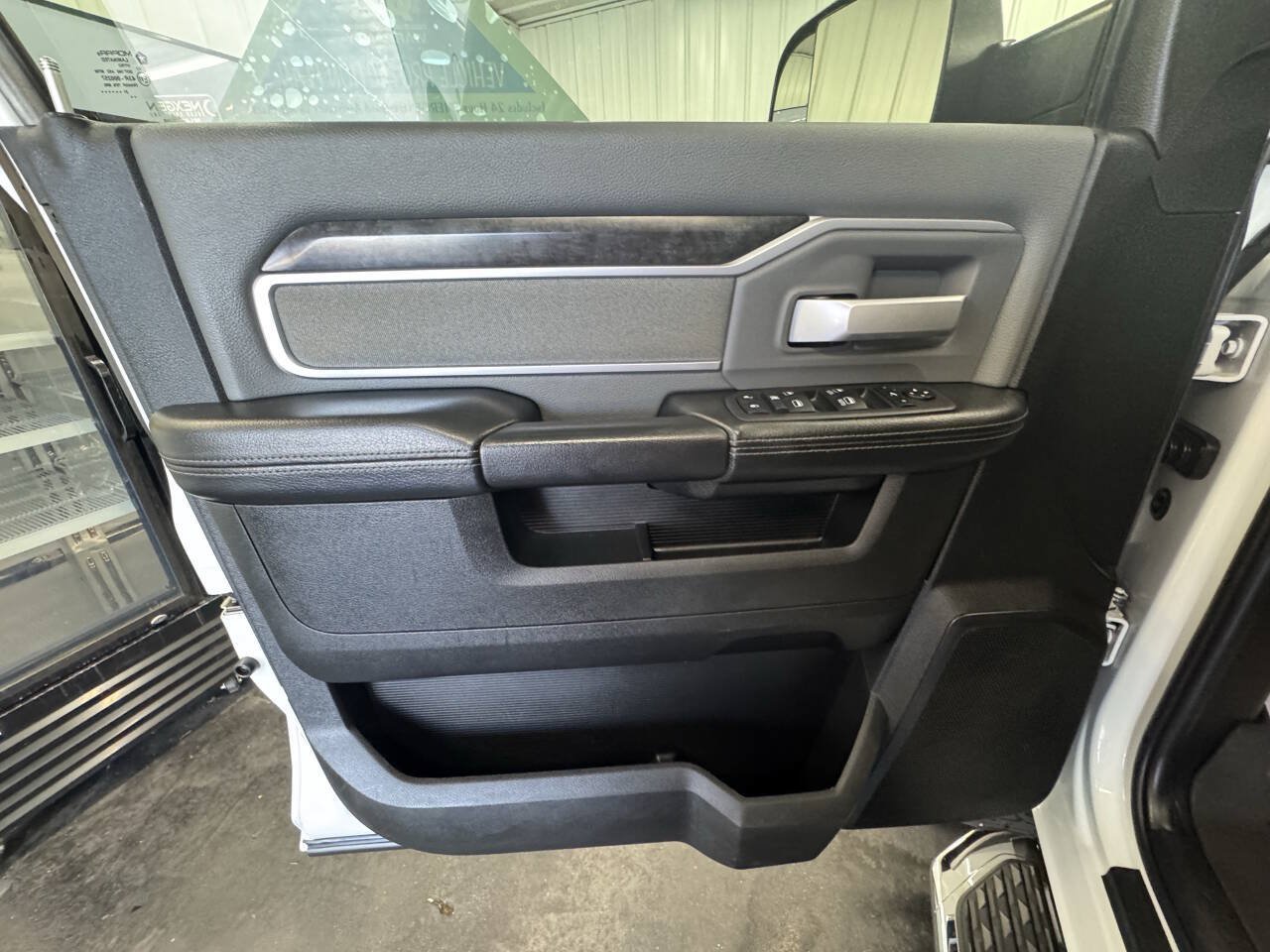Used 2021 RAM 2500 Big Horn w/ Level 1 Equipment Group AWD/4WD image 24