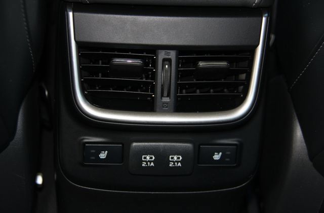 Used 2022 Subaru Legacy Limited AWD/4WD image 32