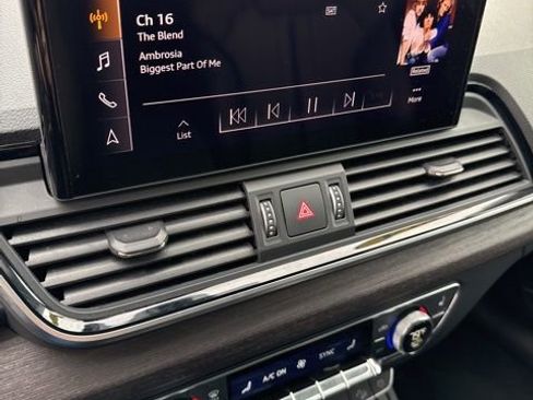 Used 2024 Audi Q5 2.0T Premium Plus image 29