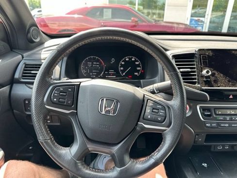 Used 2025 Honda Ridgeline TrailSport image 19
