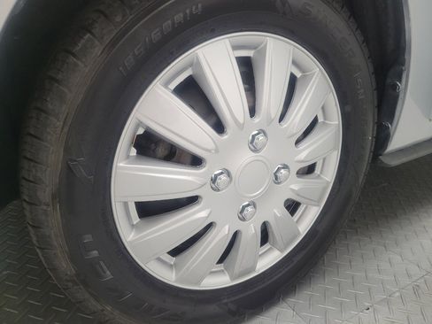 Used 2019 Mitsubishi Mirage ES image 31