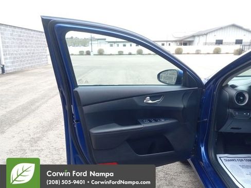 Used 2020 Kia Forte LXS image 10