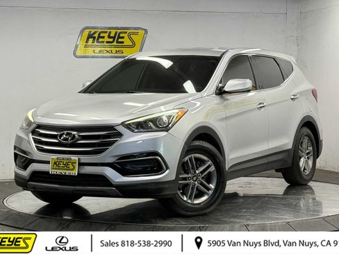 Used 2017 Hyundai Santa Fe Sport FWD image 1