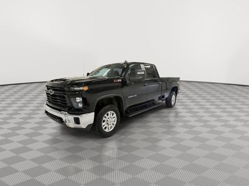 Certified 2024 Chevrolet Silverado 3500 W/T w/ WT Convenience Package AWD/4WD image 5