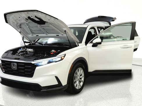 Used 2024 Honda CR-V EX image 10