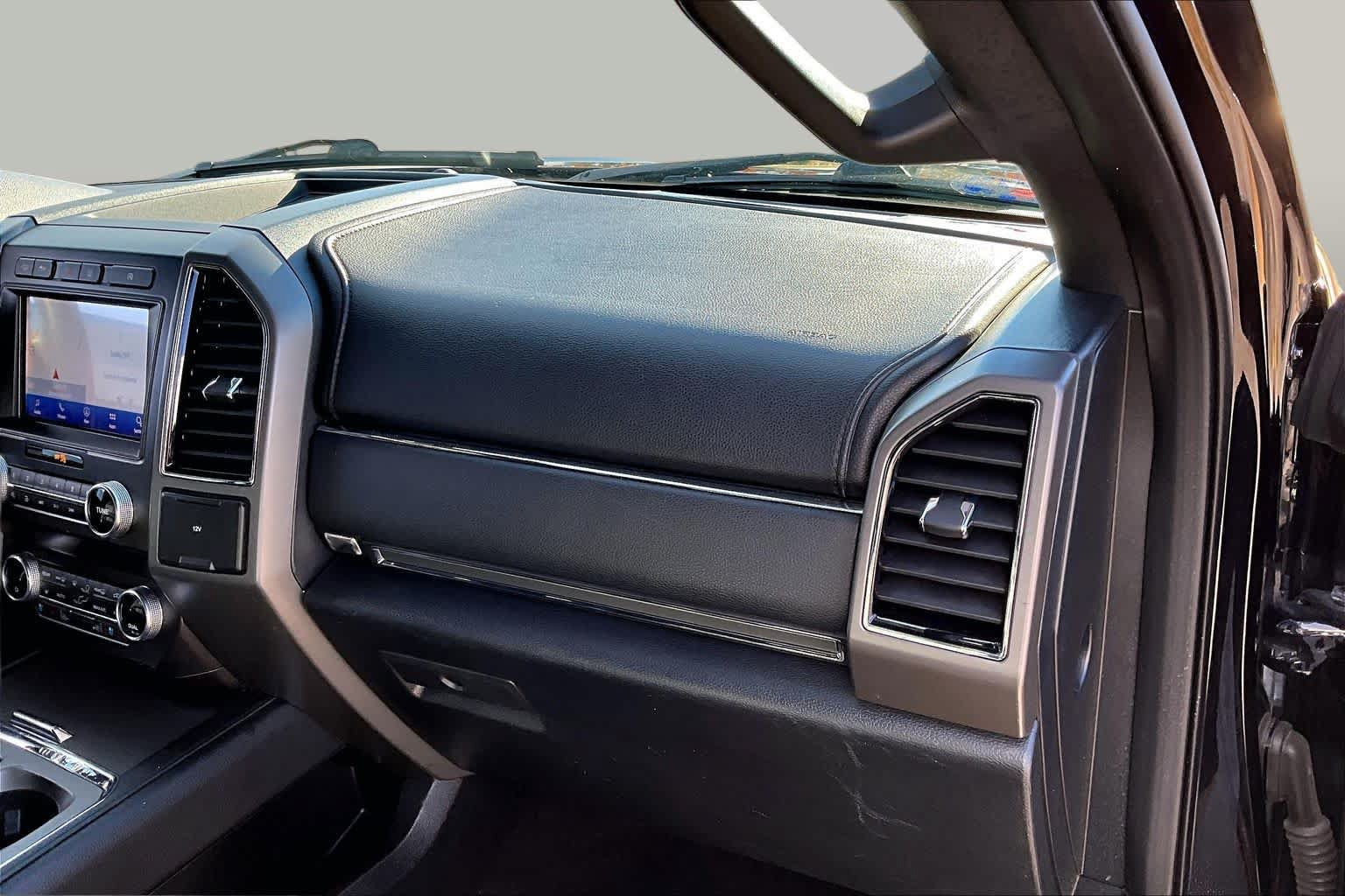 Used 2021 Ford Expedition XLT AWD/4WD image 14