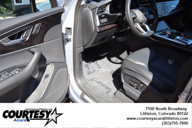 Used 2022 Audi Q7 3.0T Premium w/ Interior Protection Package AWD/4WD image 23