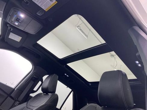 Used 2023 Ford Explorer ST w/ Equipment Group 401A AWD/4WD image 14
