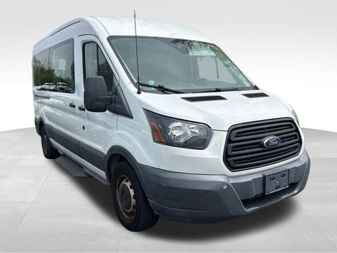 Used 2018 Ford Transit 350 XL RWD image 2