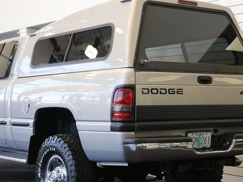 Used 1998 Dodge Ram 2500 Truck 4x4 Quad Cab image 41