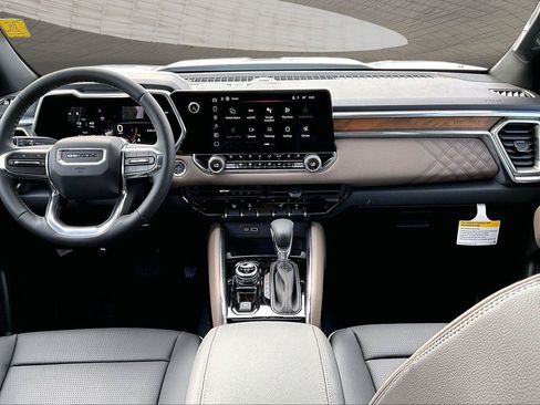 New 2026 GMC Canyon Denali AWD/4WD image 6
