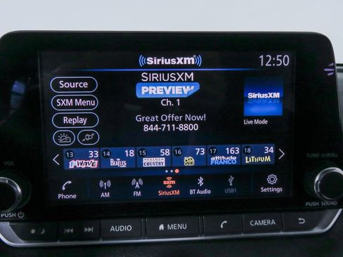 Used 2020 Nissan Sentra SV image 19