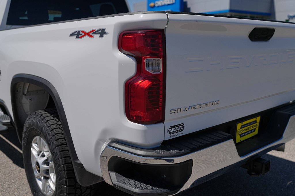 Used 2025 Chevrolet Silverado 2500 LT AWD/4WD image 10