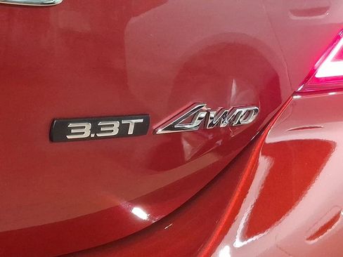 Used 2023 Genesis G70 3.3T image 25