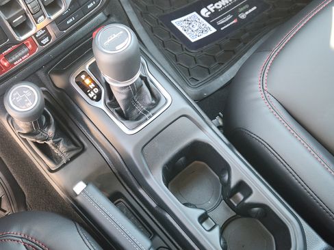 New 2026 Jeep Gladiator Rubicon AWD/4WD image 16
