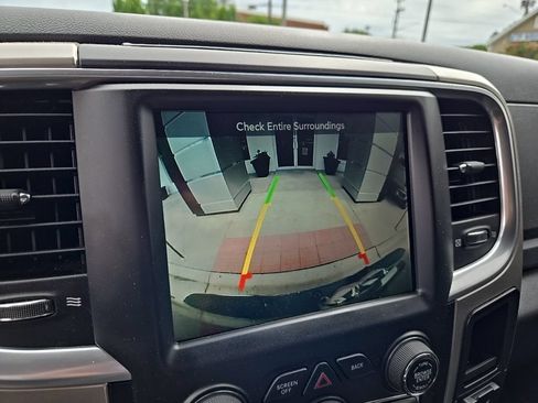 Used 2017 RAM 1500 Big Horn AWD/4WD image 35