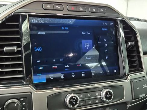 Used 2022 Ford F350 Platinum w/ Tremor Off-Road Package image 30
