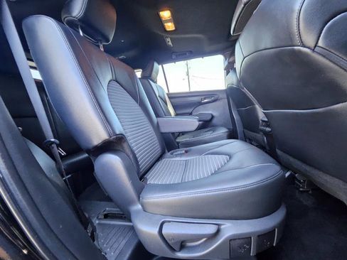 Used 2024 Toyota Highlander XSE image 79